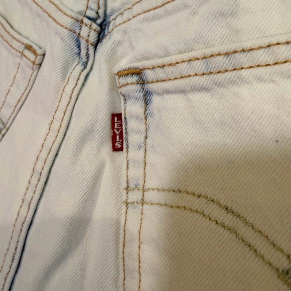 Levi's 501 ‘81 Stone Washed Cutoff Frayed Hem Jean Shorts red tab Big E 2010or18 - Picture 4 of 12